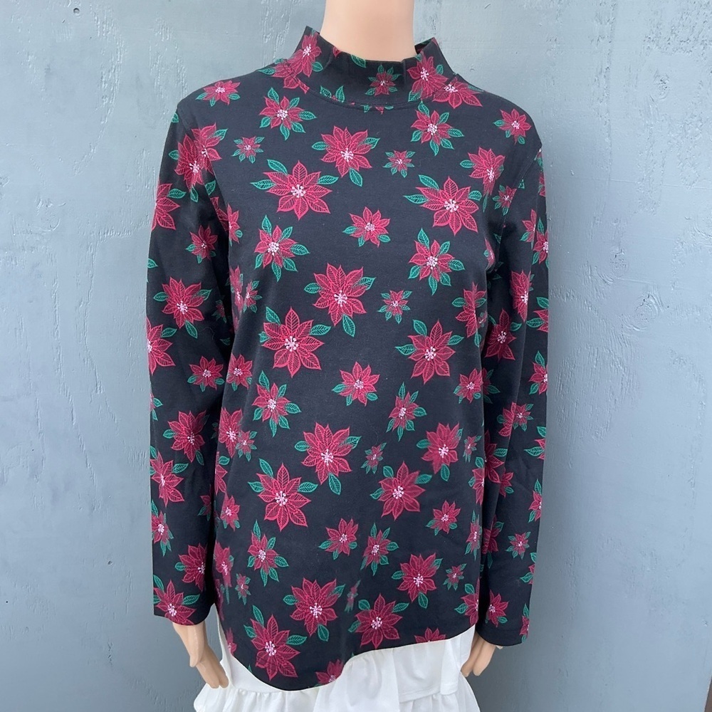 Vintage Christmas Ponsetia Print Women's Long Sleeve Scoop Neck Top